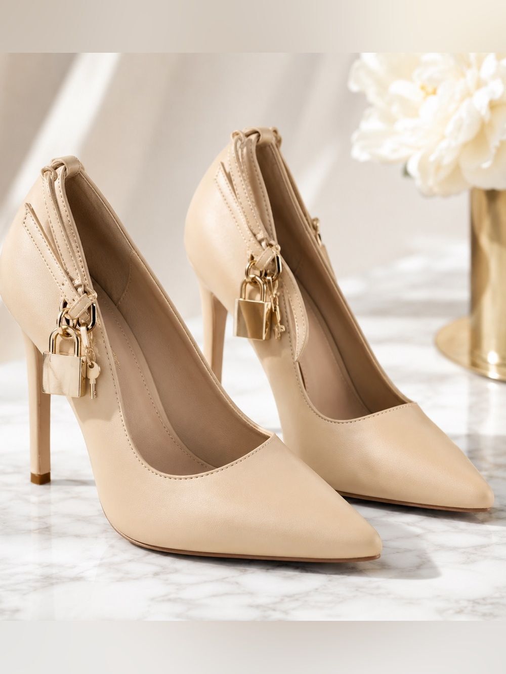 Cream Pointed Toe Stiletto Heels Gold Lock Detail Pumps Size 9 JustFab